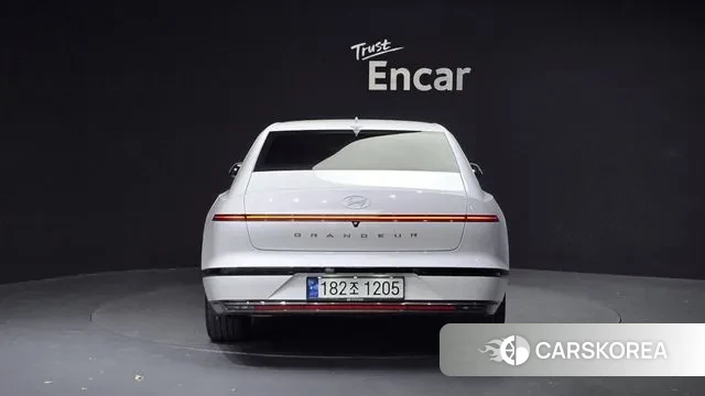 Hyundai Grandeur Hybrid (GN7) id 3069447 из Кореи 14