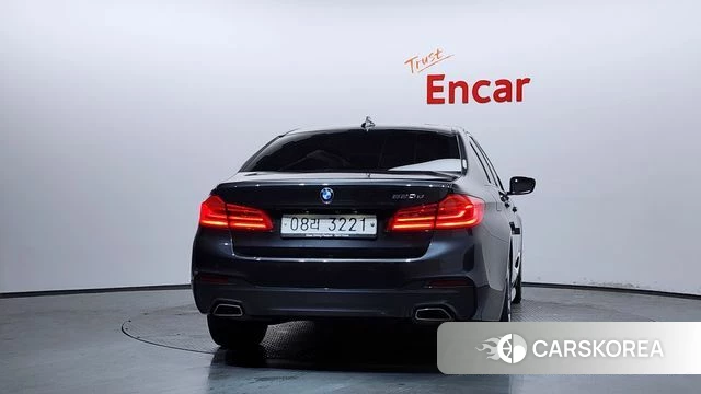 BMW 5 Series (G30) id 4615507 из Кореи 14