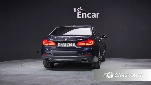 BMW 5 Series (G30) id 3568692 из Кореи 14