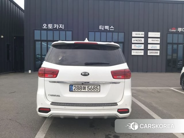 Kia The New Carnival id 4448067 из Кореи 14