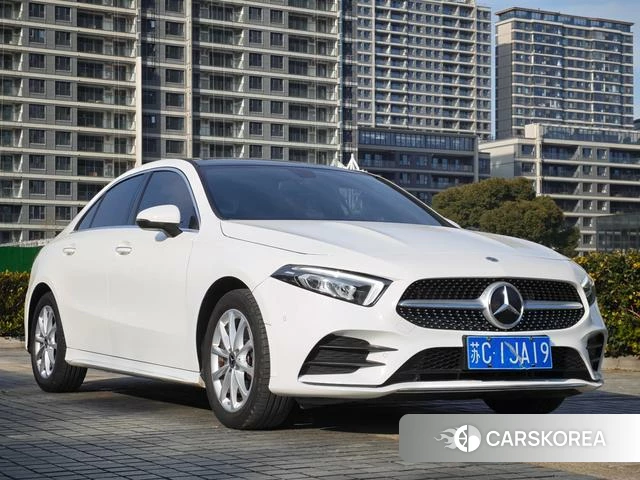 Mercedes-Benz Class A 2021 Белый из Китая, фото 4