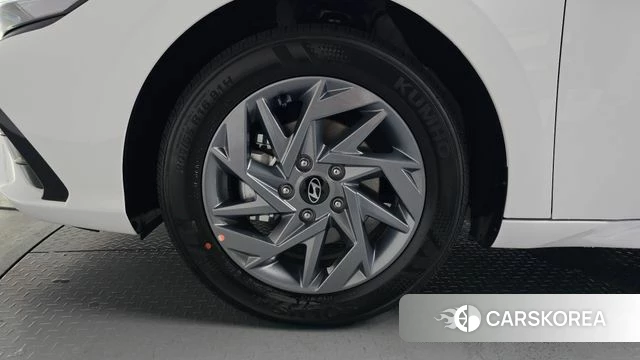 Hyundai The New Avante (CN7) id 3939797 из Кореи 14