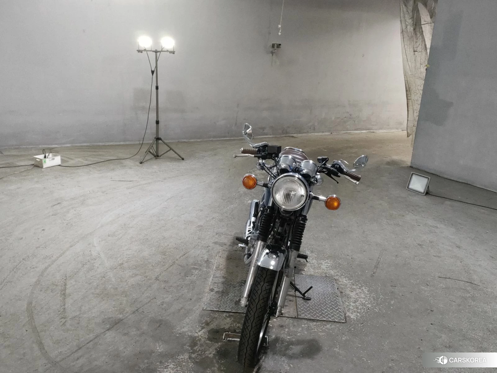 Yamaha SR 400 2019 из Японии, фото 4