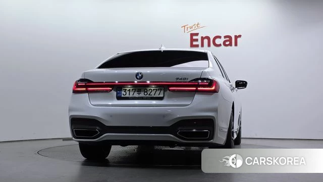 BMW 7 Series (G11) id 4284121 из Кореи 24