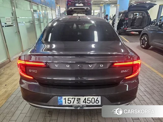 Volvo S90 2024 Цвет тростника из Кореи, фото 4