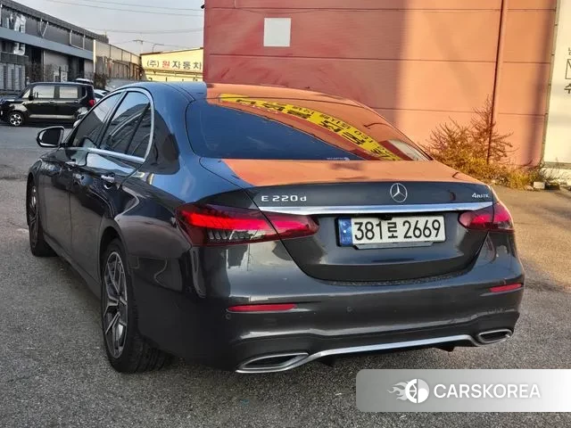 Mercedes-Benz E-Class W213 id 3417423 из Кореи 14