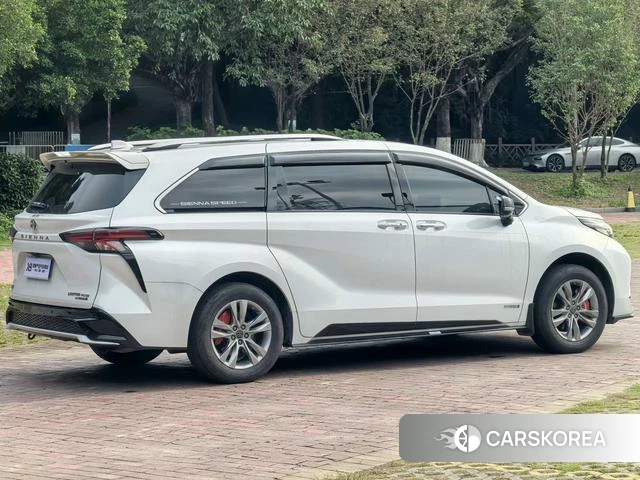 Toyota Saina id 4263622 из Китая 13