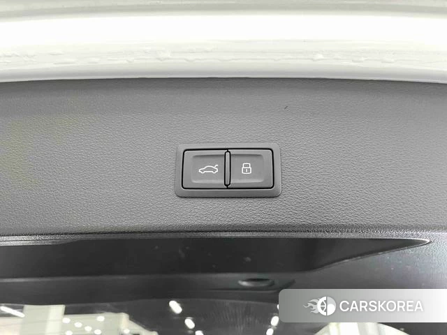 Audi Q2L id 4380526 из Китая 13