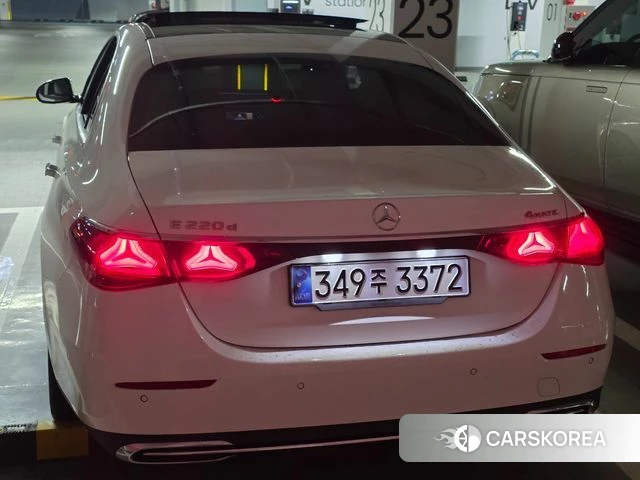 Mercedes-Benz E-Class W214 2024 Белый из Кореи, фото 5