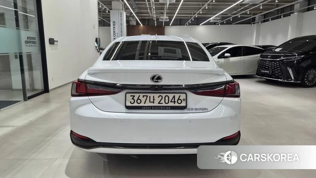 Lexus ES300h 7th generation id 4513044 из Кореи 14