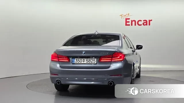 BMW 5 Series (G30) id 3505512 из Кореи 14