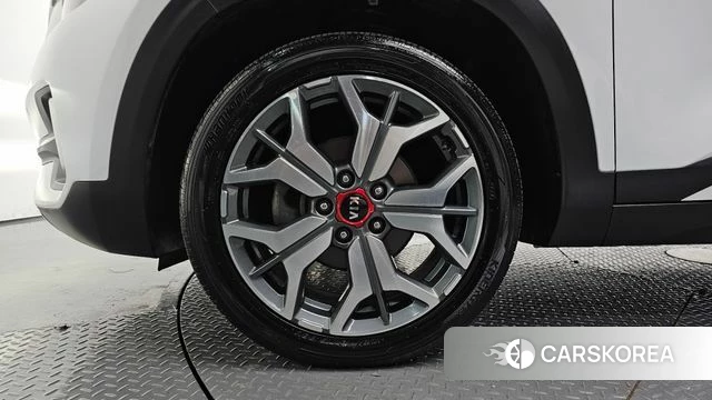 Kia Seltos id 4882200 из Кореи 27
