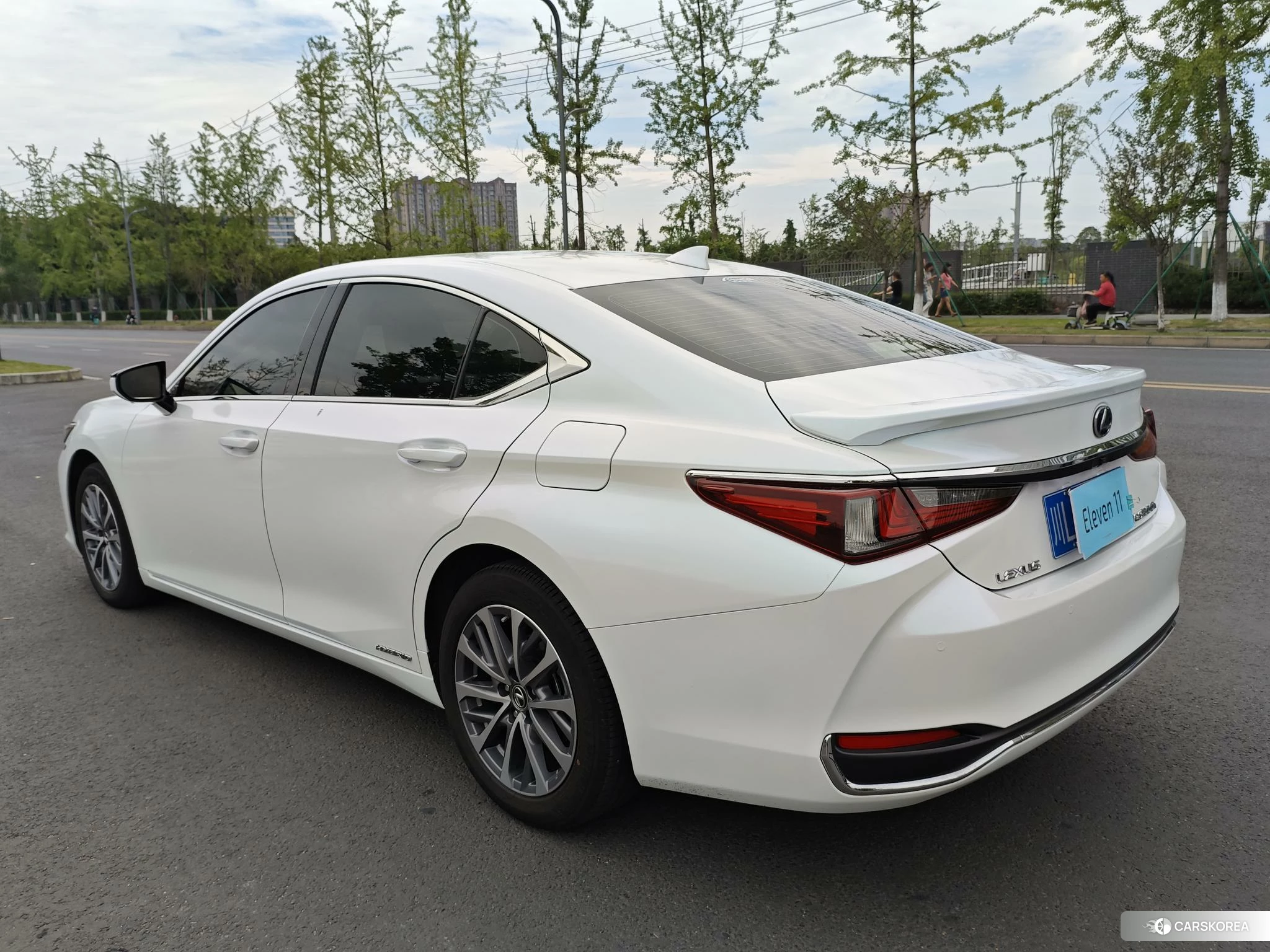 Lexus ES 2022 Белый из Китая, фото 5