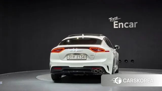 Kia Stinger id 3055549 из Кореи 14