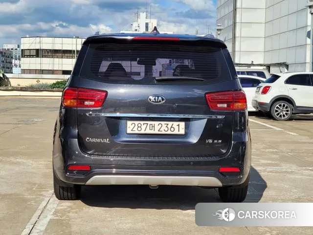 Kia The New Carnival id 3139746 из Кореи 14