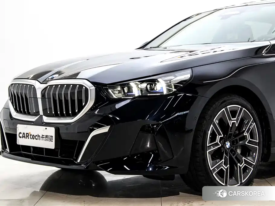BMW 5 series id 4539330 из Китая 24