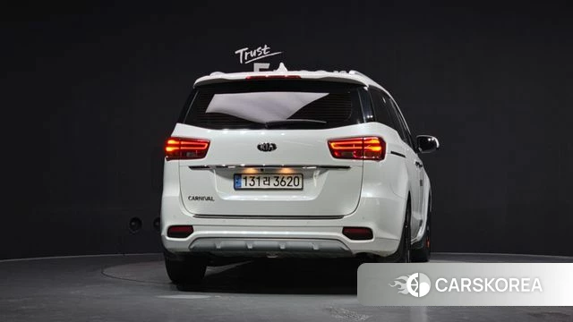 Kia The New Carnival id 4742211 из Кореи 27