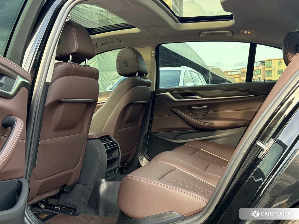 BMW 5 series id 4486340 из Китая 14