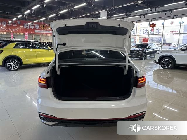 Volkswagen Lavida id 4353630 из Китая 11