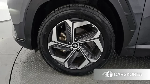 Hyundai Tucson (NX4) id 3567422 из Кореи 14