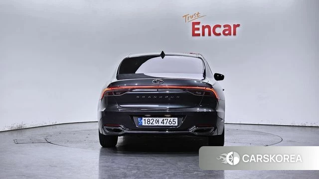 Hyundai The New Grandeur IG id 4330432 из Кореи 25