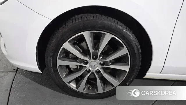 Hyundai i30 (PD) id 3636335 из Кореи 14