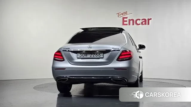 Mercedes-Benz E-Class W213 id 3302619 из Кореи 14