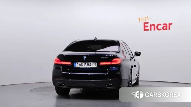 BMW 5 Series (G30) id 4292615 из Кореи 26