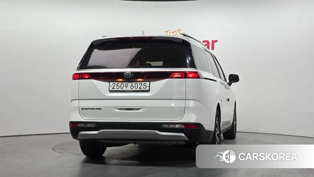 Kia Carnival 4th generation id 4310108 из Кореи 14