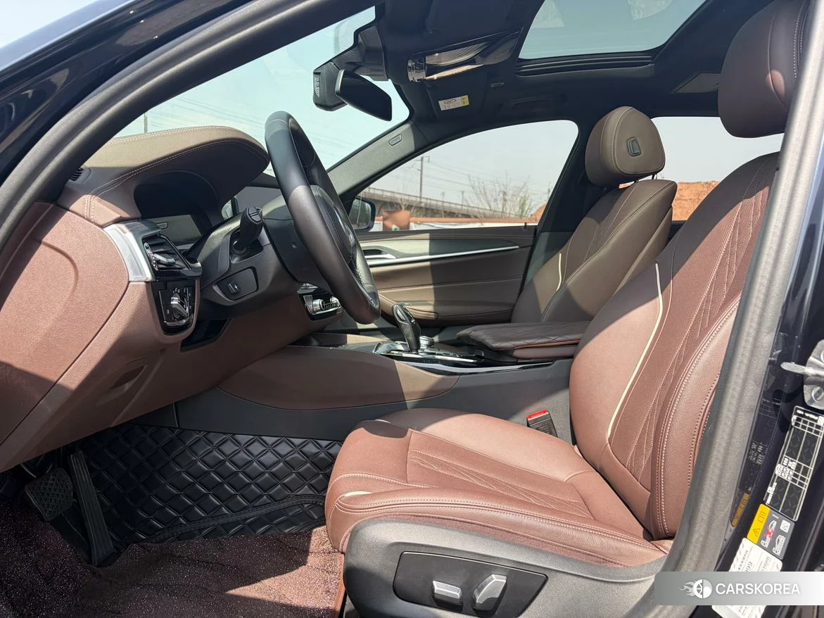 BMW 5 series PHEV id 4440571 из Китая 9