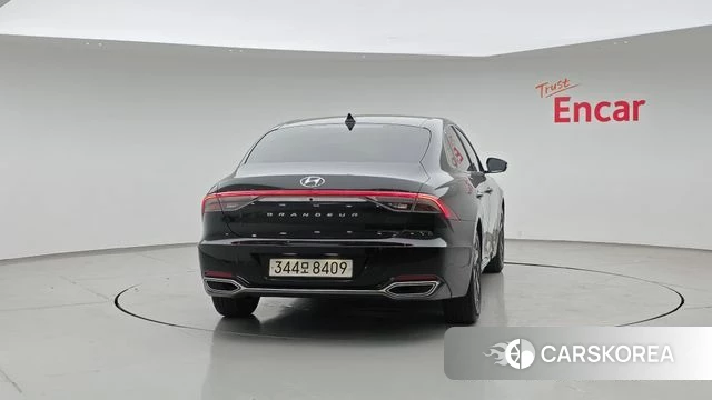 Hyundai The New Grandeur IG Hybrid id 4402749 из Кореи 14