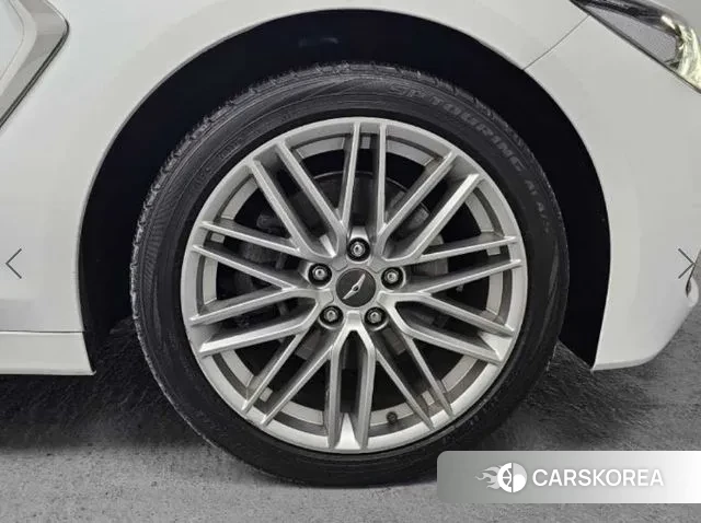 Genesis G70 id 3626386 из Кореи 14