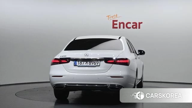 Mercedes-Benz E-Class W213 id 4292379 из Кореи 25