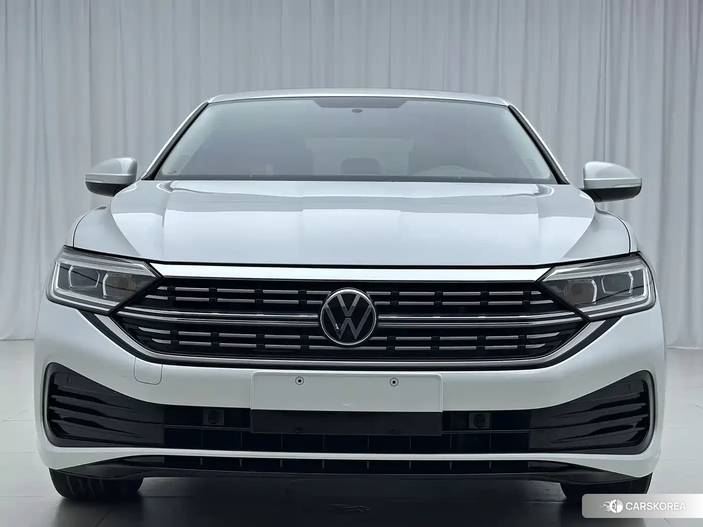 Volkswagen Sagitar id 4629572 из Китая 15