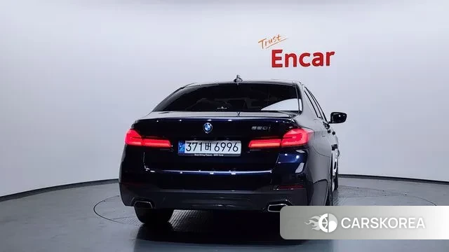 BMW 5 Series (G30) id 3483108 из Кореи 14