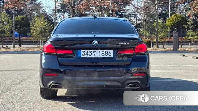 BMW 5 Series (G30) id 3670384 из Кореи 14