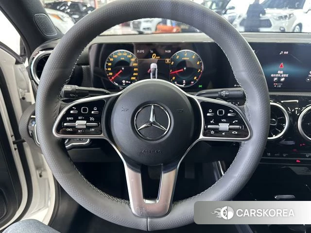 Mercedes-Benz Class A id 4298243 из Китая 12