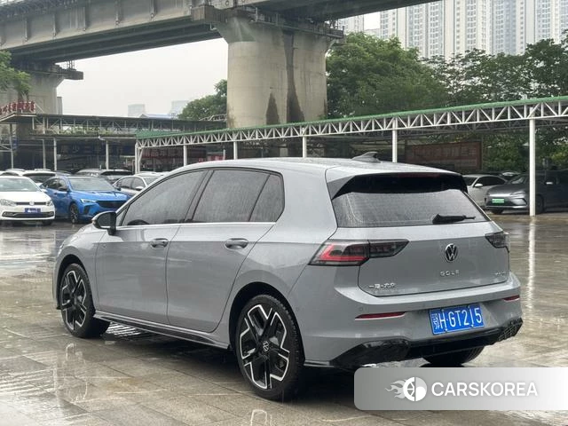Volkswagen Golf id 4392302 из Китая 8
