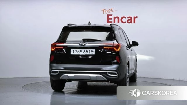 Kia Seltos id 4594993 из Кореи 14