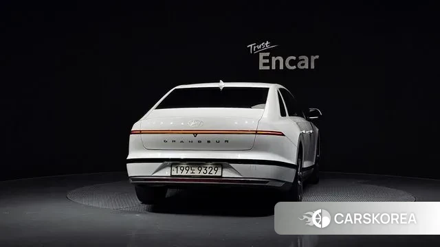 Hyundai Grandeur (GN7) id 3359653 из Кореи 14