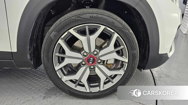 Kia Seltos id 3820533 из Кореи 14