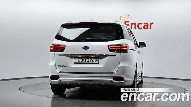 Kia The New Carnival id 2507270 из Кореи 14