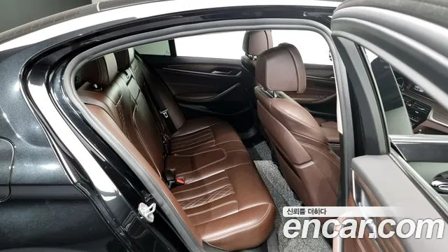 BMW 5 Series (G30) id 2676692 из Кореи 14