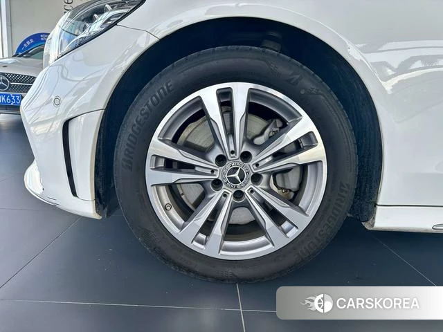 Mercedes-Benz Class C id 4359642 из Китая 14