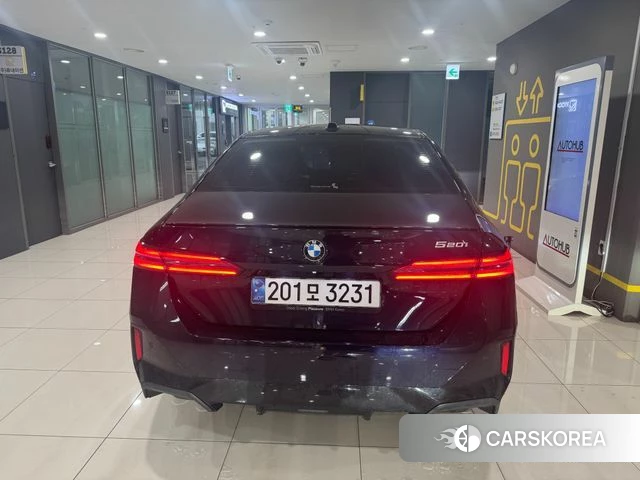 BMW 5 Series (G60) id 4349406 из Кореи 14