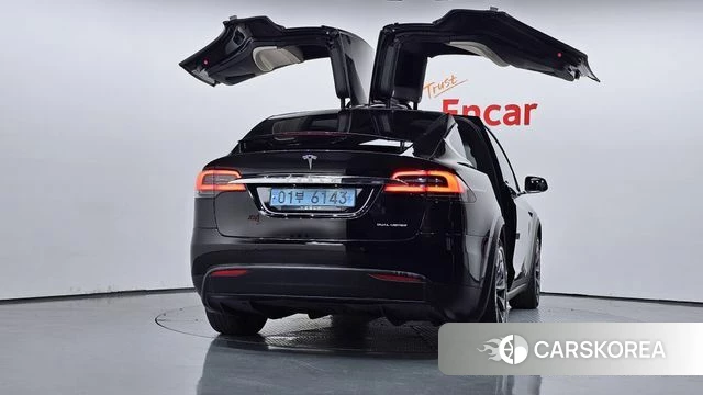 Tesla Model X id 4647106 из Кореи 28