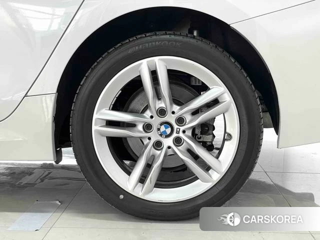 BMW 1 series id 4299676 из Китая 12