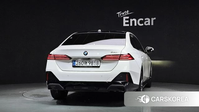 BMW 5 Series (G60) id 4505538 из Кореи 24
