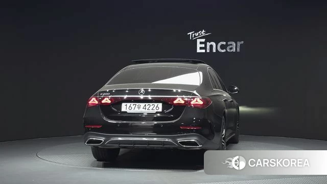 Mercedes-Benz E-Class W214 id 4719622 из Кореи 29