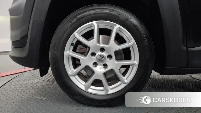 Jeep Renegade id 3504563 из Кореи 14